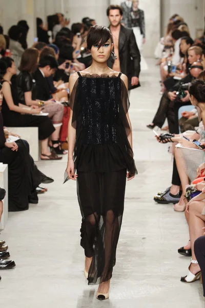 Look 63